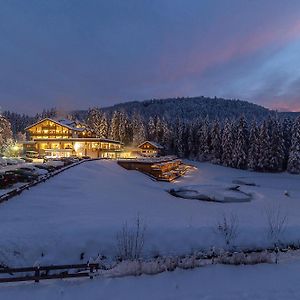 Hotel Weiher Green Lake